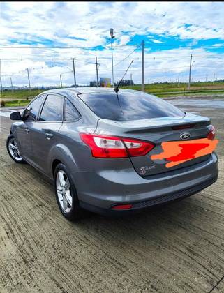 FORD FOCUS 2.0 SE PLUS SEDAN 16V FLEX 4P AUTOMÁTICO